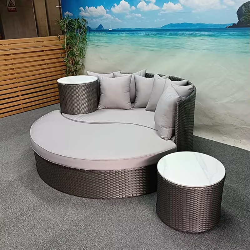 Lettini Prendisole Rialzati da - Outdoor Furniture Factory recensione e prezzo