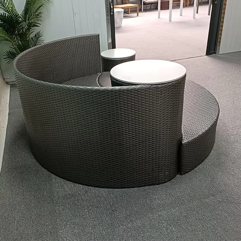 Lettini Prendisole Rialzati da - Outdoor Furniture Factory recensione e prezzo