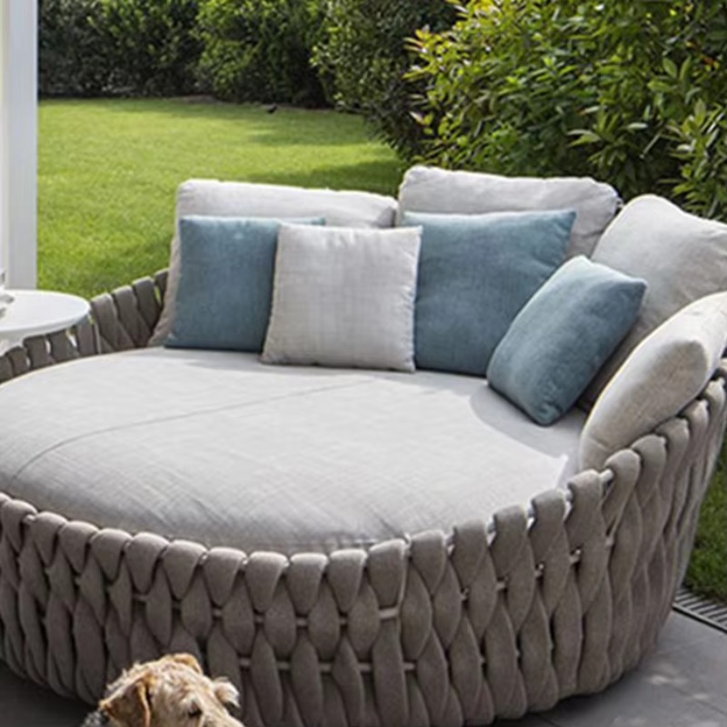 Lettini Prendisole Rialzati da - Outdoor Furniture Factory recensione e prezzo