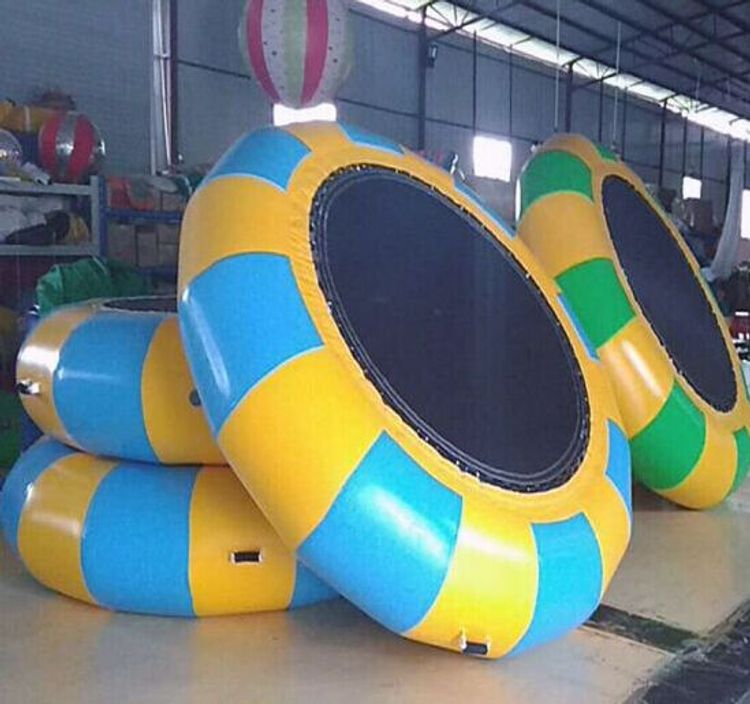 Trampolino da salto in acqua e - Outdoor Furniture Factory recensione e prezzo